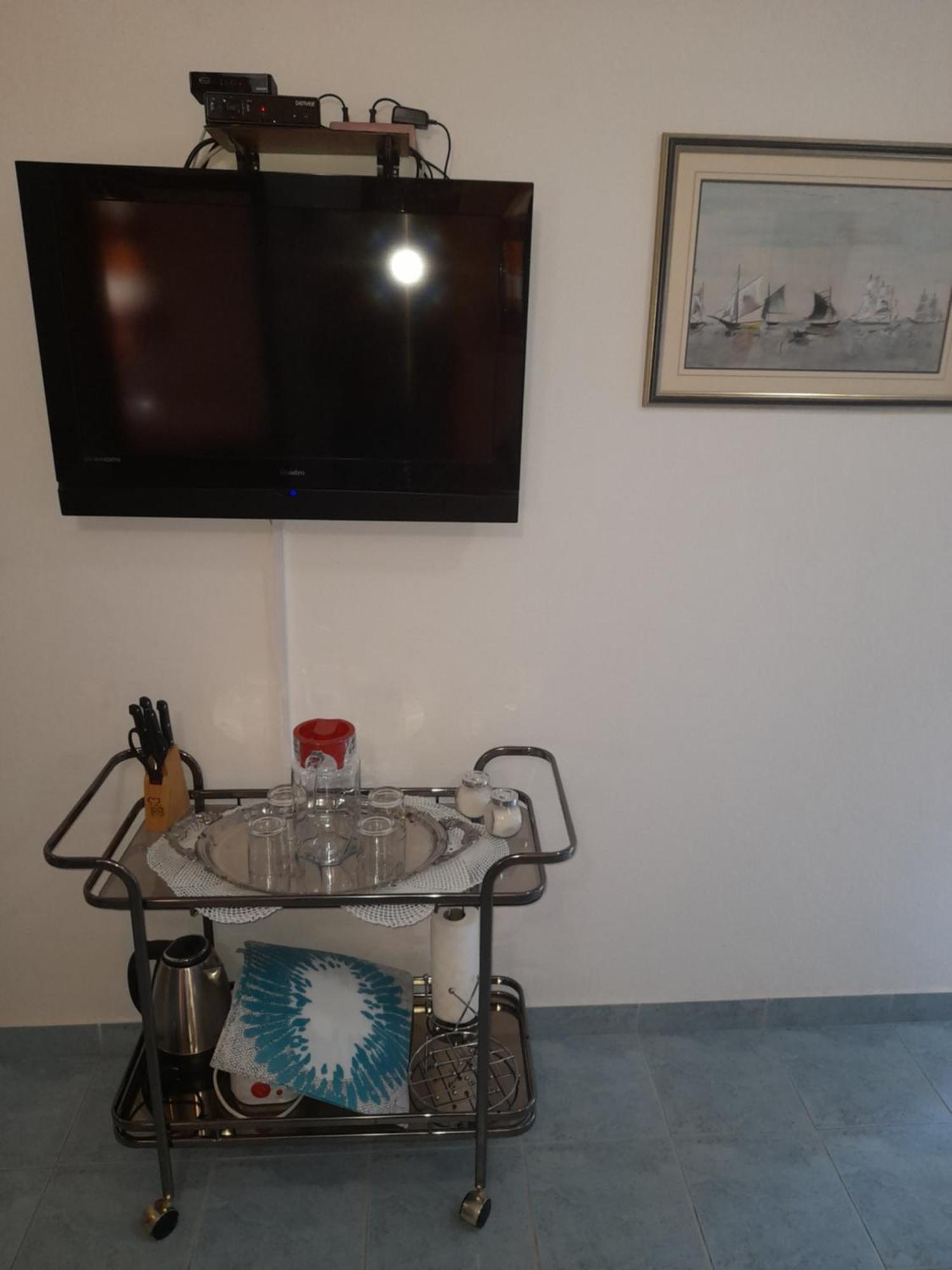 Apartament Nives B. Supetar Zewnętrze zdjęcie