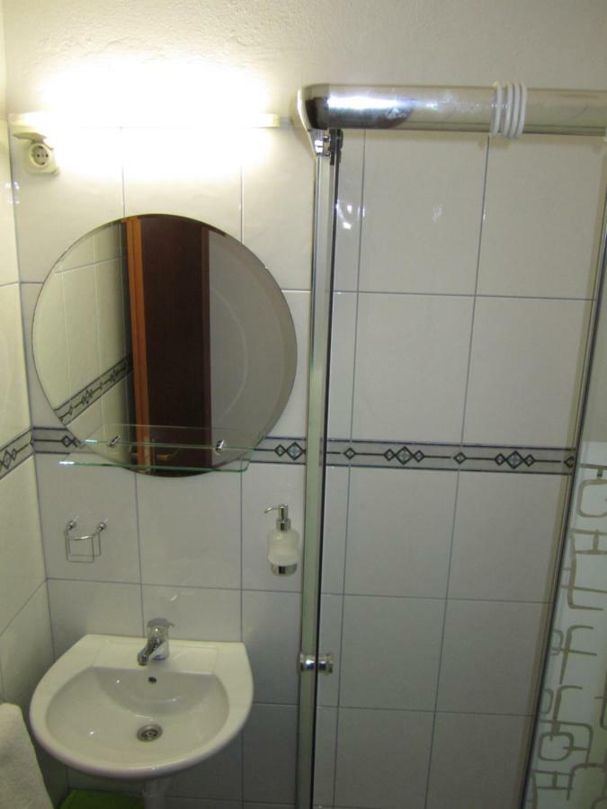 Apartament Nives B. Supetar Zewnętrze zdjęcie